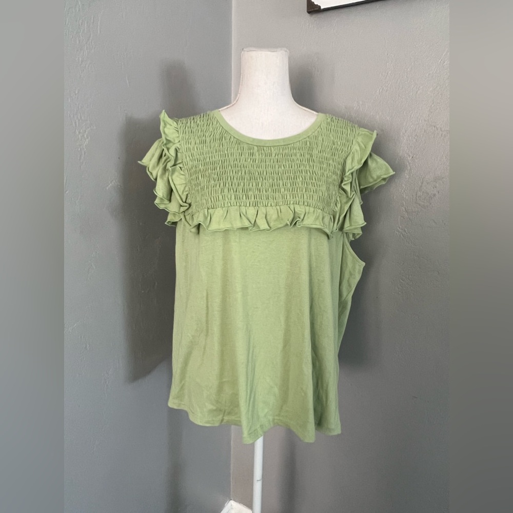 Milk and Honey Blouse size 3X flutter ruffle sleeve